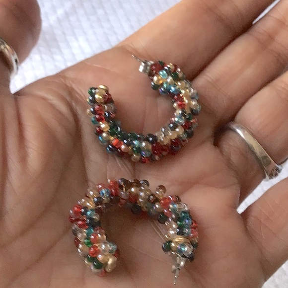 Beaded Multi colored semi circle post earrings. Pretty and handmade - Picture 2 of 5